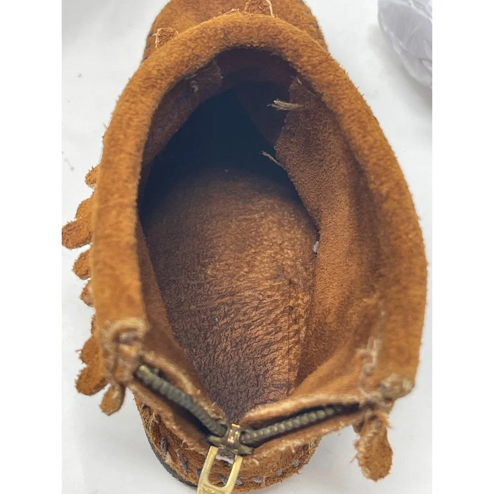 Minnetonka Fringe Booties Kids Size 8 Brown Suede Good Back Zip Moccasins